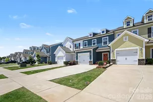 334 Drawbar Dr, Clover, SC 29710 - Photo 2