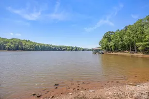 6407 Barcelona Wy, Charlotte, NC 28214 - Photo 16