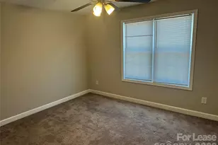 213 N Oak St, Salisbury, NC 28146 - Photo 2