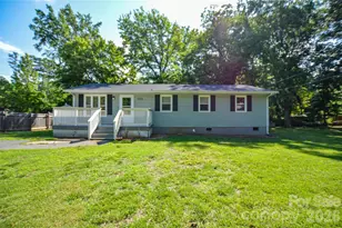 5514 Collins St, Charlotte, NC 28269 - Photo 2
