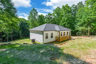 1630 Riddle Rd, Clover, SC 29710 - Photo 4