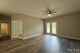 10676 Hill Point Ct, Charlotte, NC 28262 - Photo 22