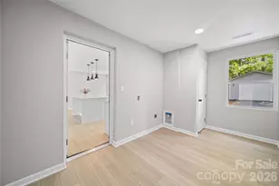 1421 Tyvola Rd, Charlotte, NC 28210 - Photo 10