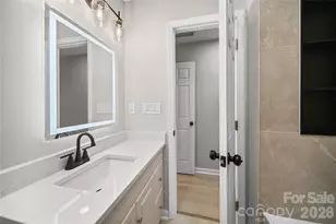 1421 Tyvola Rd, Charlotte, NC 28210 - Photo 12