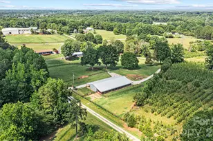 256 Johnson Dairy Rd, Mooresville, NC 28115 - Photo 16