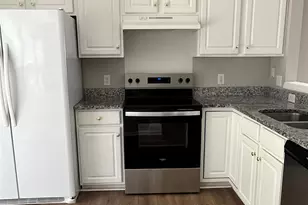 2435 Normancrest Ct, Charlotte, NC 28270 - Photo 4