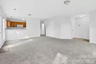 1911 Flushing Ct, Charlotte, NC 28215 - Photo 20