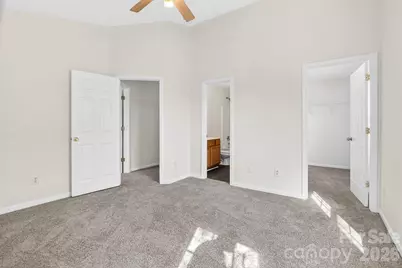 1911 Flushing Court, Charlotte, NC 28215 - Photo 4