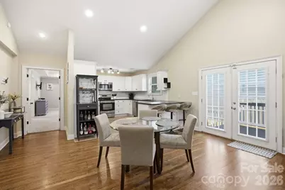 1742 Dunkirk Drive, Charlotte, NC 28203 - Photo 4
