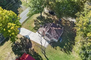 1316 Mecklenburg Hwy, Mooresville, NC 28115 - Photo 22
