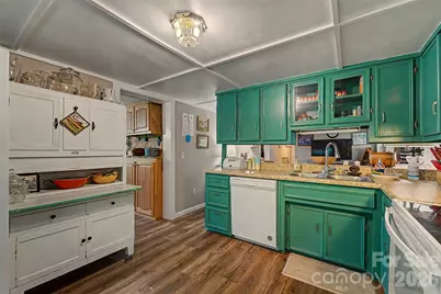 1350 N Skeenah Road, Franklin, NC 28734 - Photo 10