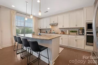 17534 Austins Creek Drive, Charlotte, NC 28278 - Photo 14