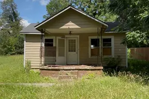 2706 Sunset Dr, Gastonia, NC 28054 - Photo 1