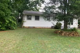 37 Hartshorn Dr, Candler, NC 28715 - Photo 2