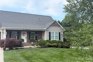 109 Whitehall Ln, Hudson, NC 28638 - Photo 2