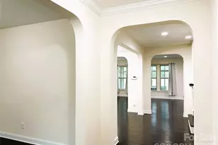 9015 Manor Oak Ct, Charlotte, NC 28277 - Photo 4