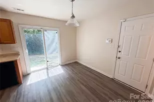 1131 Jordans Pond Ln, Charlotte, NC 28214 - Photo 6