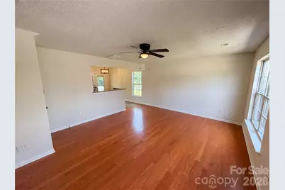 6121 Linda Vista Lane, Charlotte, NC 28216 - Photo 6