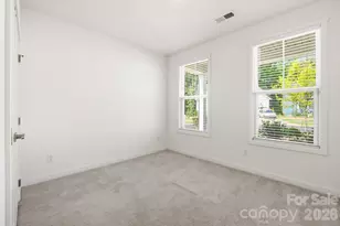 6018 Valehaven Pl, Charlotte, NC 28269 - Photo 18