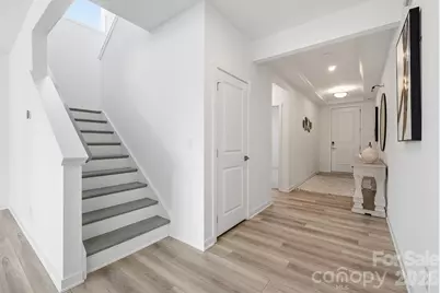 6018 Valehaven Place, Charlotte, NC 28269 - Photo 20