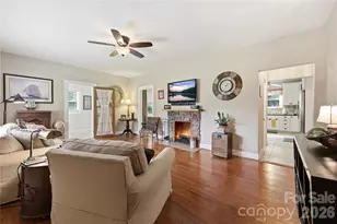 106 Maple St, Fort Mill, SC 29715 - Photo 4