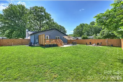 1914 Windham Place, Charlotte, NC 28205 - Photo 22