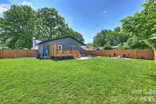 1914 Windham Pl, Charlotte, NC 28205 - Photo 22