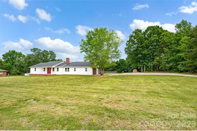 581 Barry Oak Road, Statesville, NC 28625 - Photo 2