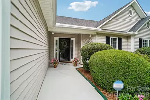 37 Stonehollow Rd, Fletcher, NC 28732 - Photo 6