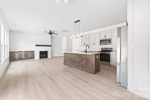 304 N 14th St, Bessemer City, NC 28016 - Photo 10