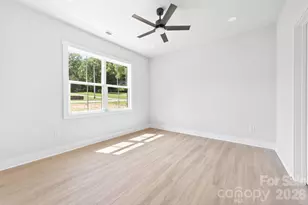304 N 14th St, Bessemer City, NC 28016 - Photo 18
