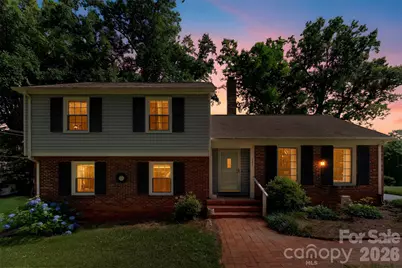 121 E Summersby Street, Fort Mill, SC 29715 - Photo 2