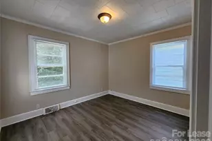907 S Jackson St, Salisbury, NC 28144 - Photo 8