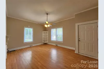 907 S Jackson Street, Salisbury, NC 28144 - Photo 2