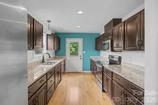 31 Yarrow Meadow Rd, Weaverville, NC 28787 - Photo 12