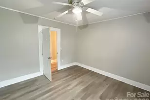 210 Oakdale St, Gastonia, NC 28054 - Photo 16