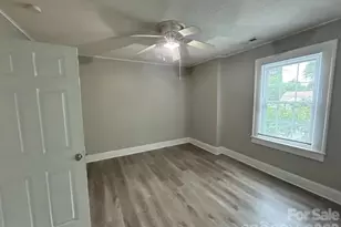 210 Oakdale St, Gastonia, NC 28054 - Photo 14