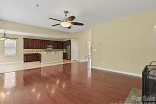 6414 Ballybay Dr, Charlotte, NC 28278 - Photo 6