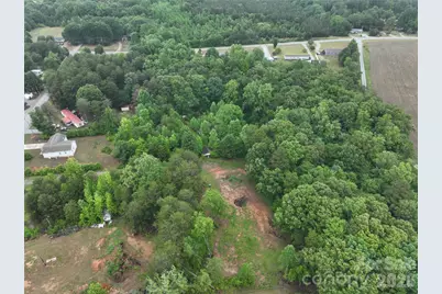 6412 Laura Avenue, Sherrills Ford, NC 28673 - Photo 20
