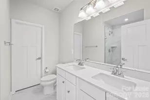 135 Music Hall Wy, Charlotte, NC 28203 - Photo 18