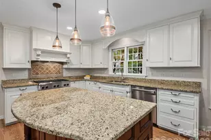 1208 Saint Charles Ct, Asheville, NC 28803 - Photo 14