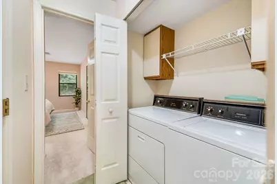 2604 Vineyard Boulevard, Asheville, NC 28805 - Photo 24