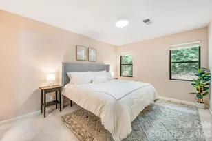 2604 Vineyard Blvd, Asheville, NC 28805 - Photo 26