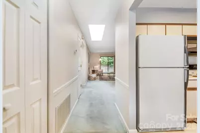 2604 Vineyard Boulevard, Asheville, NC 28805 - Photo 12