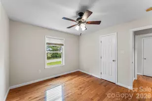 2610 Bear Creek Rd, Marshall, NC 28753 - Photo 14