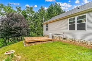 2610 Bear Creek Rd, Marshall, NC 28753 - Photo 18