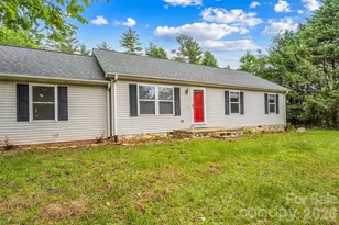2610 Bear Creek Rd, Marshall, NC 28753 - Photo 26