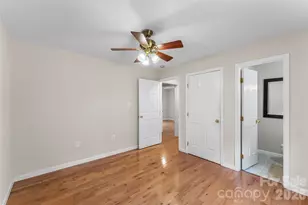 2610 Bear Creek Rd, Marshall, NC 28753 - Photo 16