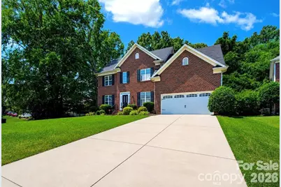 11005 Chilcomb Court, Charlotte, NC 28262 - Photo 2