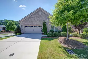 5218 Courtyard Ln, Belmont, NC 28012 - Photo 2